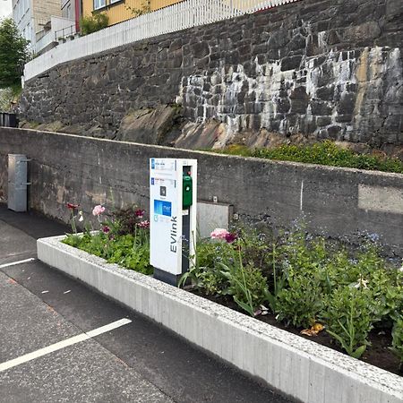 Fin Leilighet, Sentralt Og Sjonaert,Med Parkering 아렌달 외부 사진