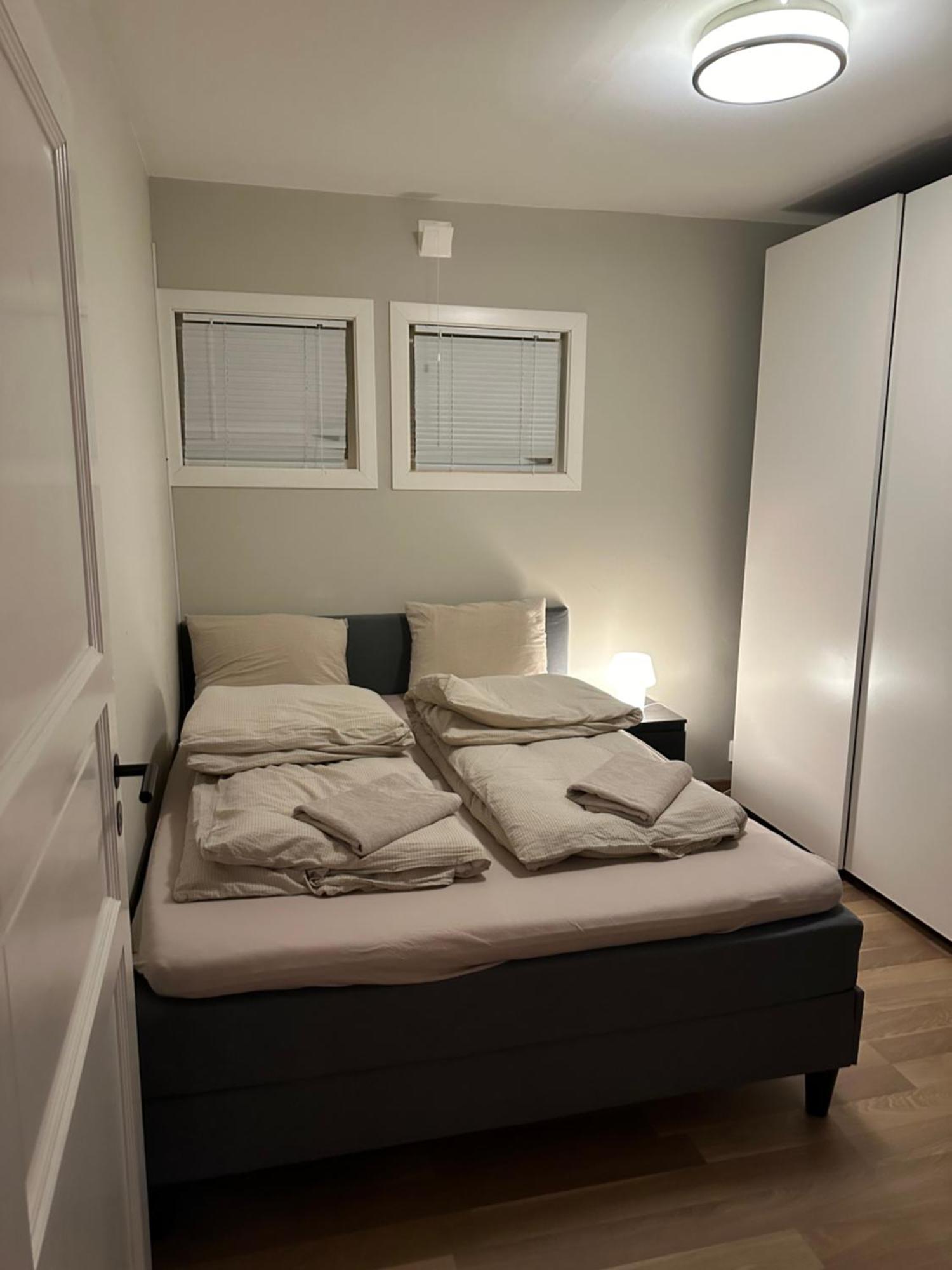 Fin Leilighet, Sentralt Og Sjonaert,Med Parkering 아렌달 외부 사진